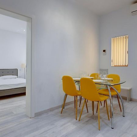 Modern Apartment In The Best Area Of Sliema Bagian luar foto